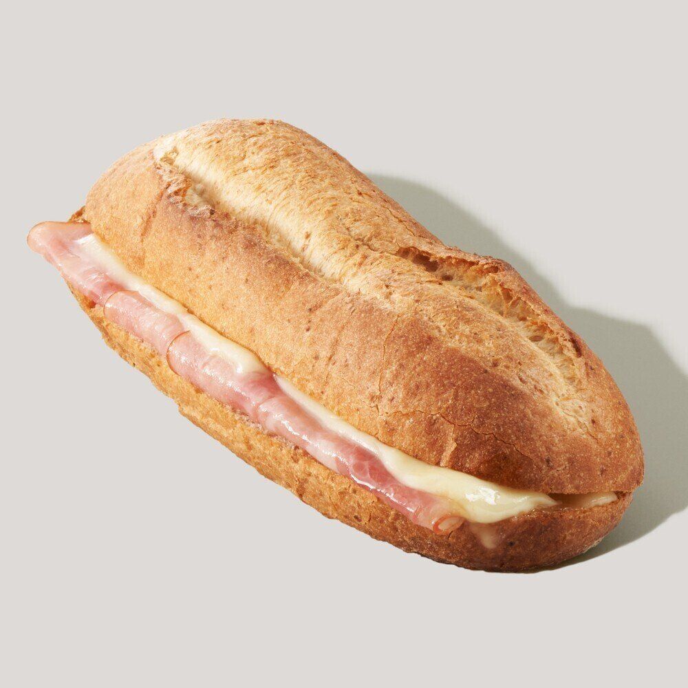 ハム&マリボーチーズ石窯フィローネ