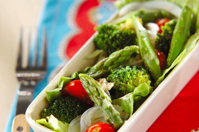 アスパラのグリーンサラダ