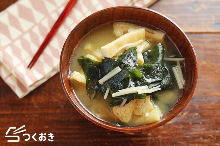 えのきとわかめのみそ汁