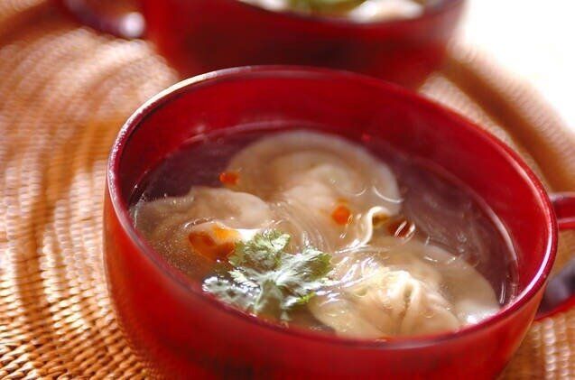 春雨スープの水餃子