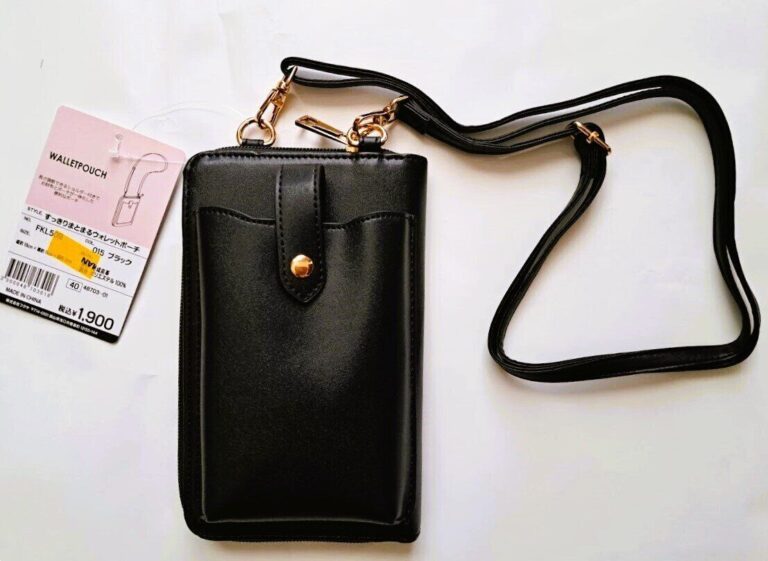 お財布とポーチが一体化した【ワークマン】便利なすっきりまとまるスマホ入れ