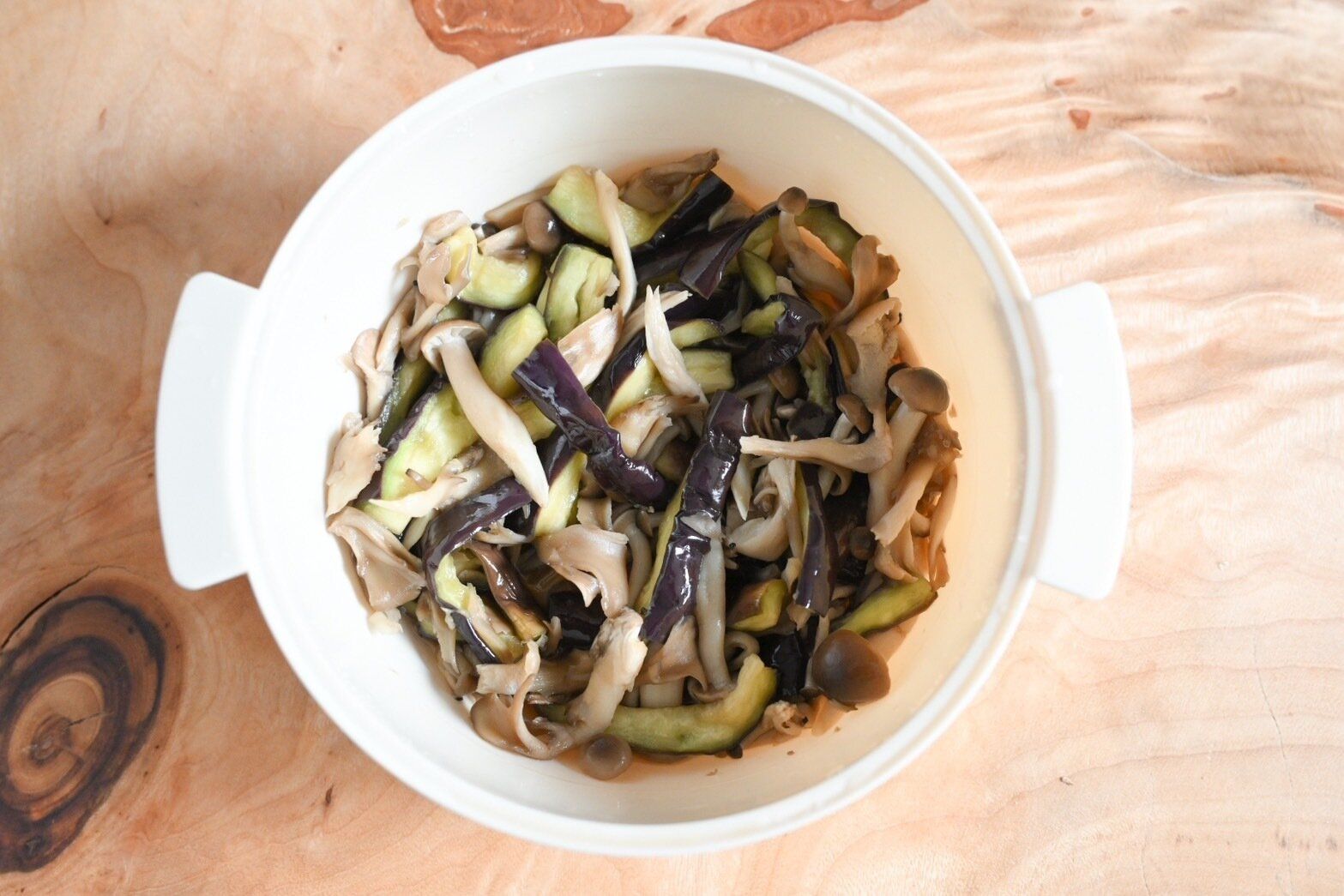 なすときのこのナンプラー和え