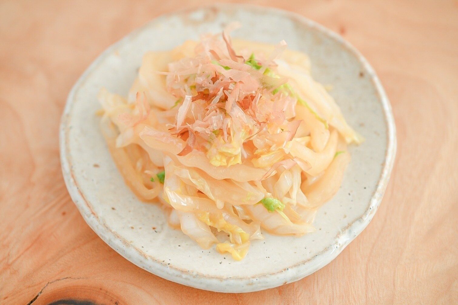 皿に盛られた白菜のポン酢炒め