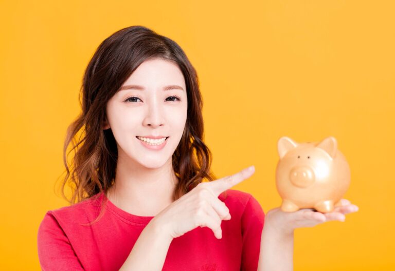 60歳までに5,000万円！【賢くお金が貯まる人の習慣】シングルマザーも1,000万円の貯金達成！