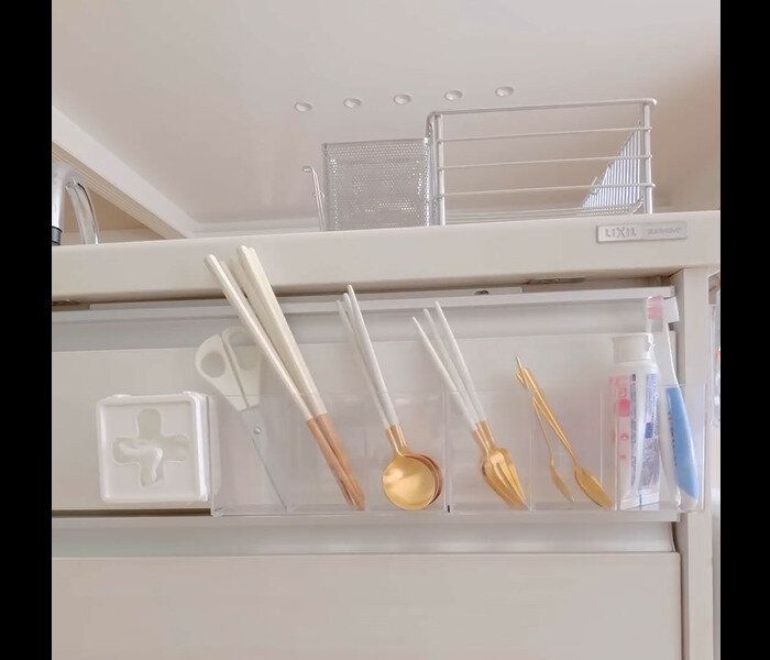 【セリア】まるで浮いてる！クリアケースでカトラリー収納