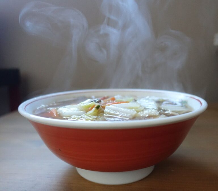 インスタントの袋麺を使って超簡単に「あんかけラーメン」がつくれる!?