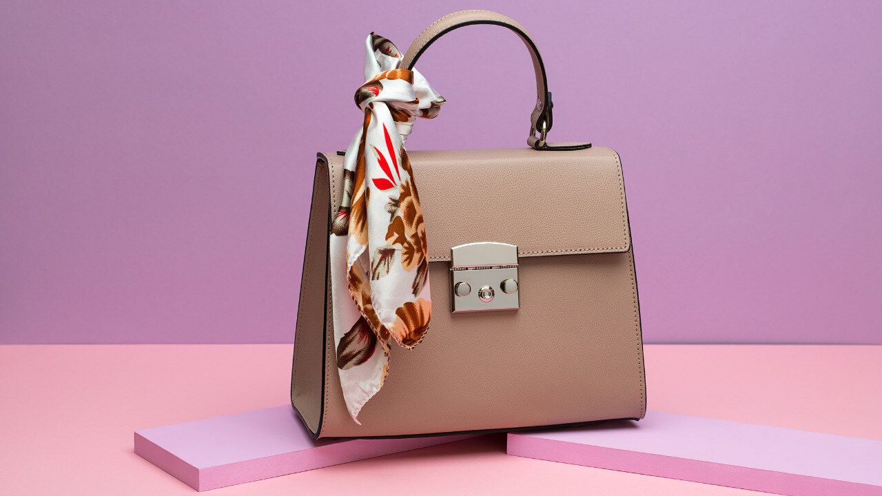 高級そうなバッグ