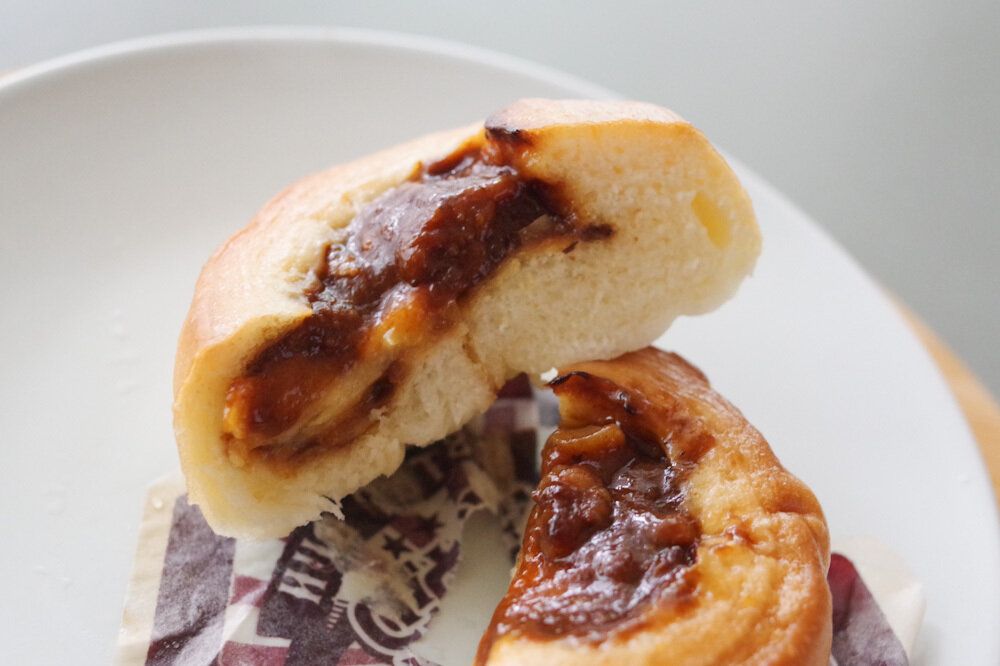 【ファミマ】食べる価値あり!進化系中華まん「こんがりビストロまんビーフシチュー」が絶品でした