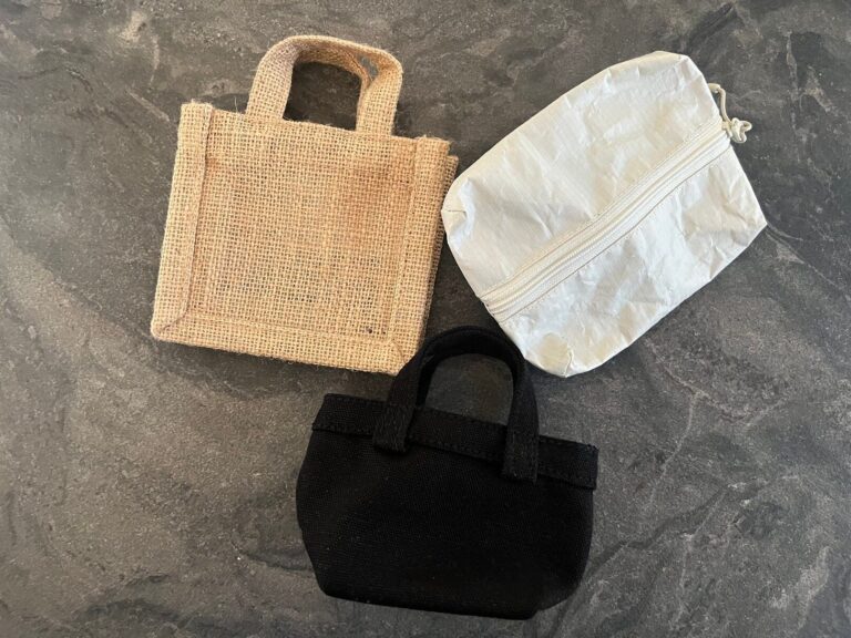 【無印良品】ジュートバッグやトートバッグなどの定番バッグがそのままの形でミニサイズになっちゃった！