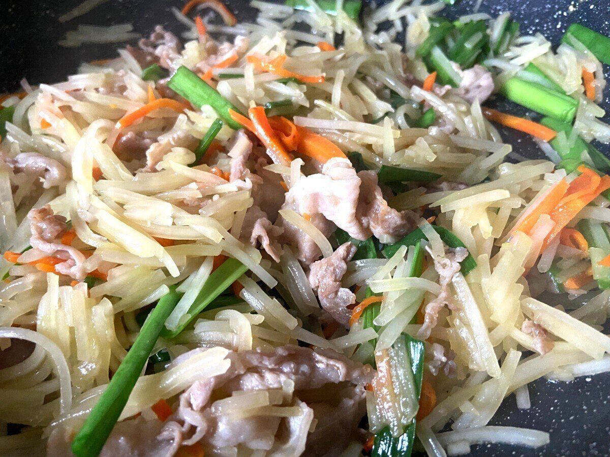 ナンプラーで味付け