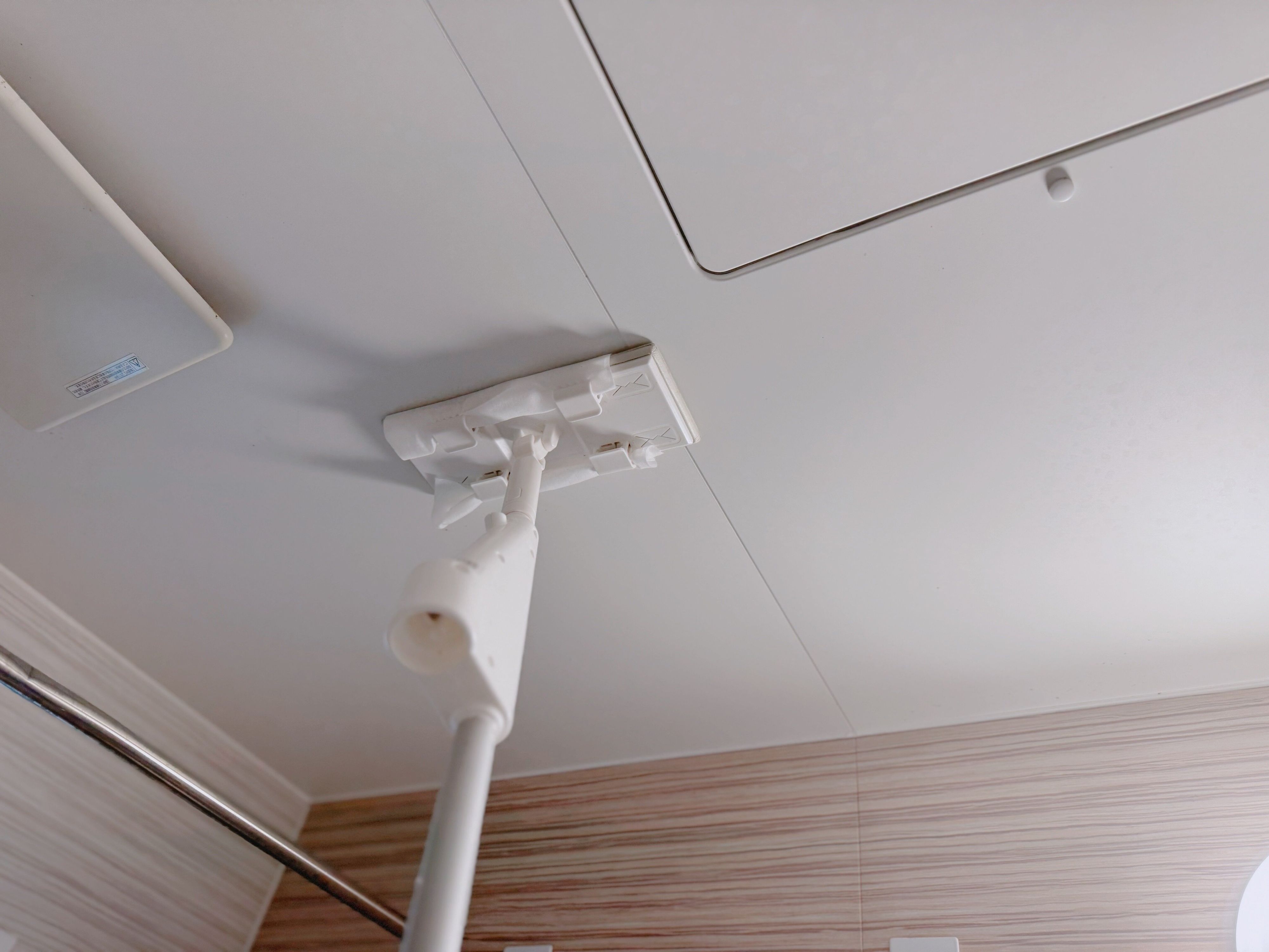 2．カビ取りウェットシート（110円）