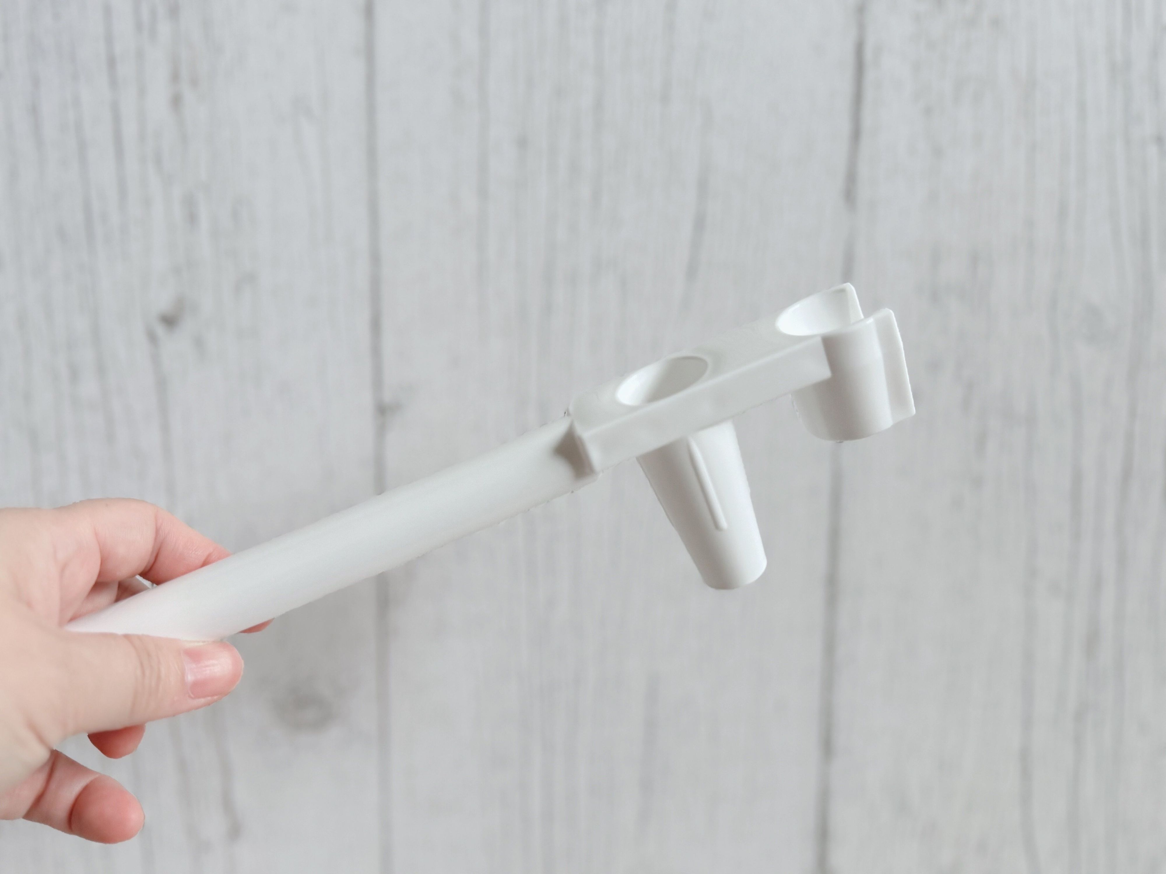 【セリア】考えた人天才！差し込むだけでスッキリが叶う小物収納アイテム