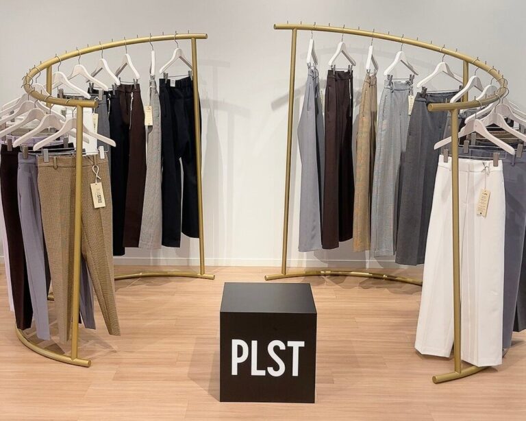 今年の冬はPLST（プラステ）で見つけた暖かさと美脚が叶う「神パンツ」で決まり！