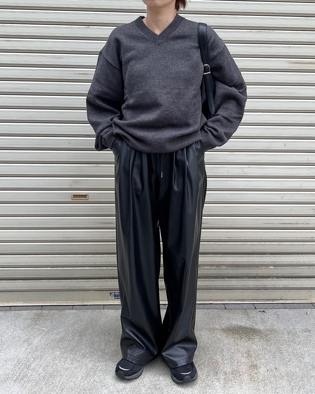 【ユニクロ】シンプルで着回しがきく！大人が毎日着たい「ニット」特集