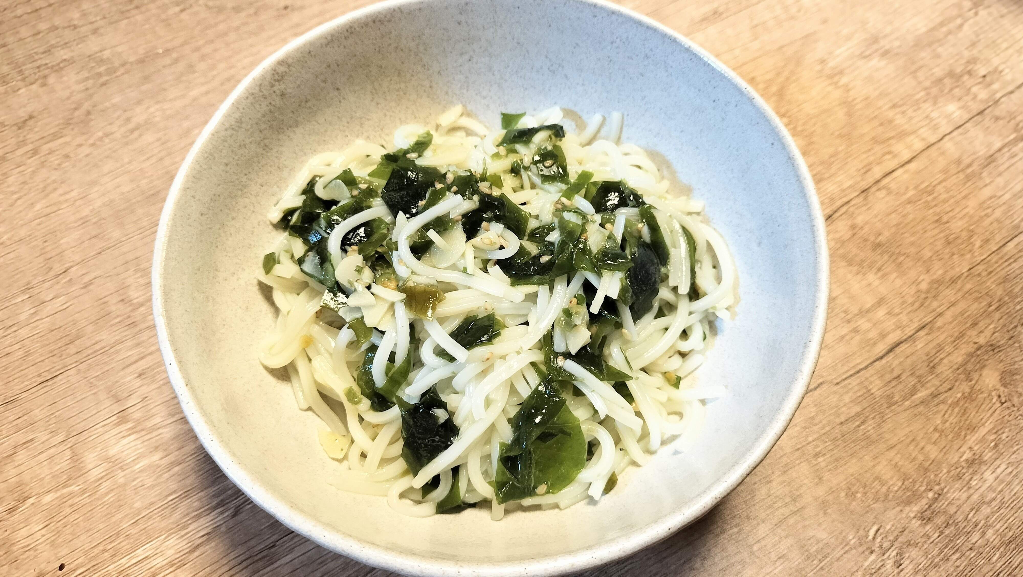 ピリ辛ライスヌードルサラダ