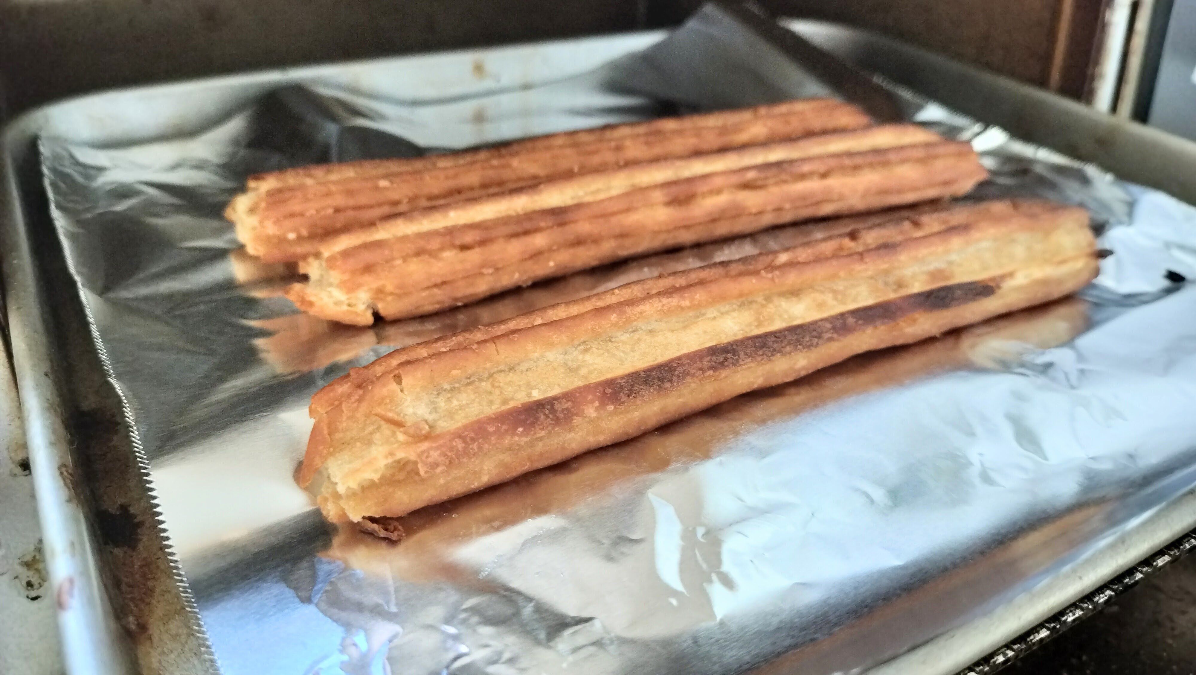 トースターで焼いたチュロス