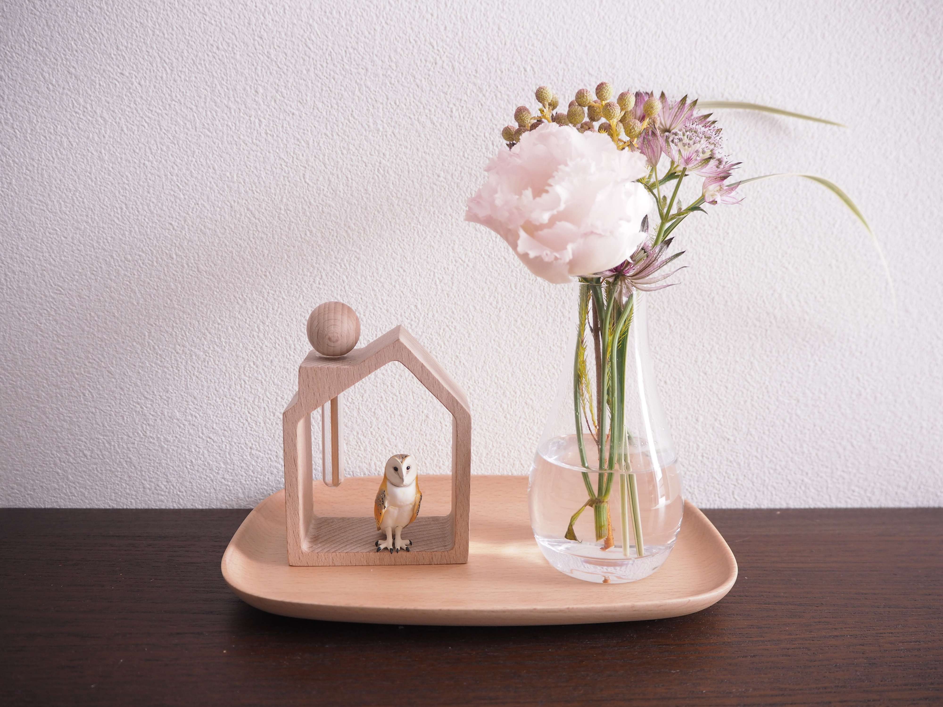 花瓶とフクロウの置物