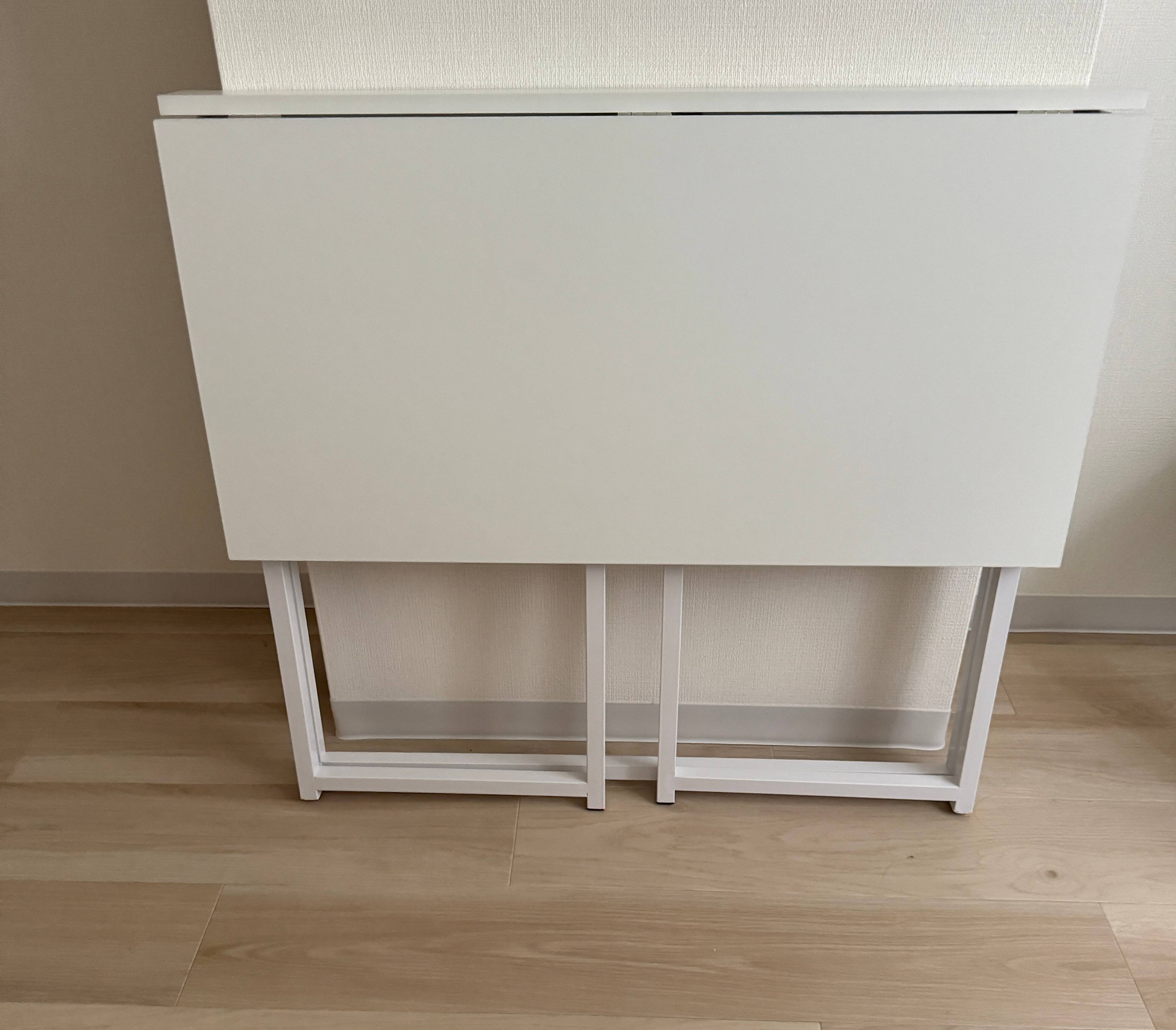 折りたたみテーブル