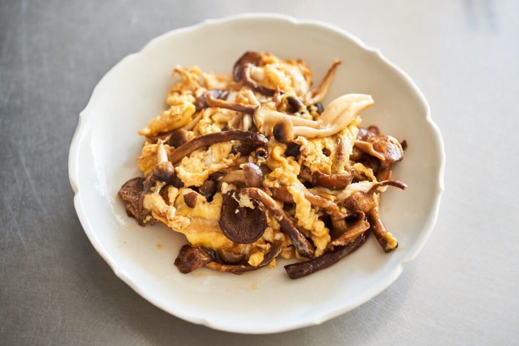 きのこのお醤油スクランブルエッグ