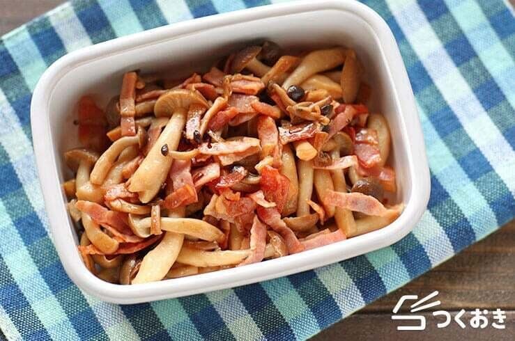 きのことベーコンのコンソメ醤油炒め