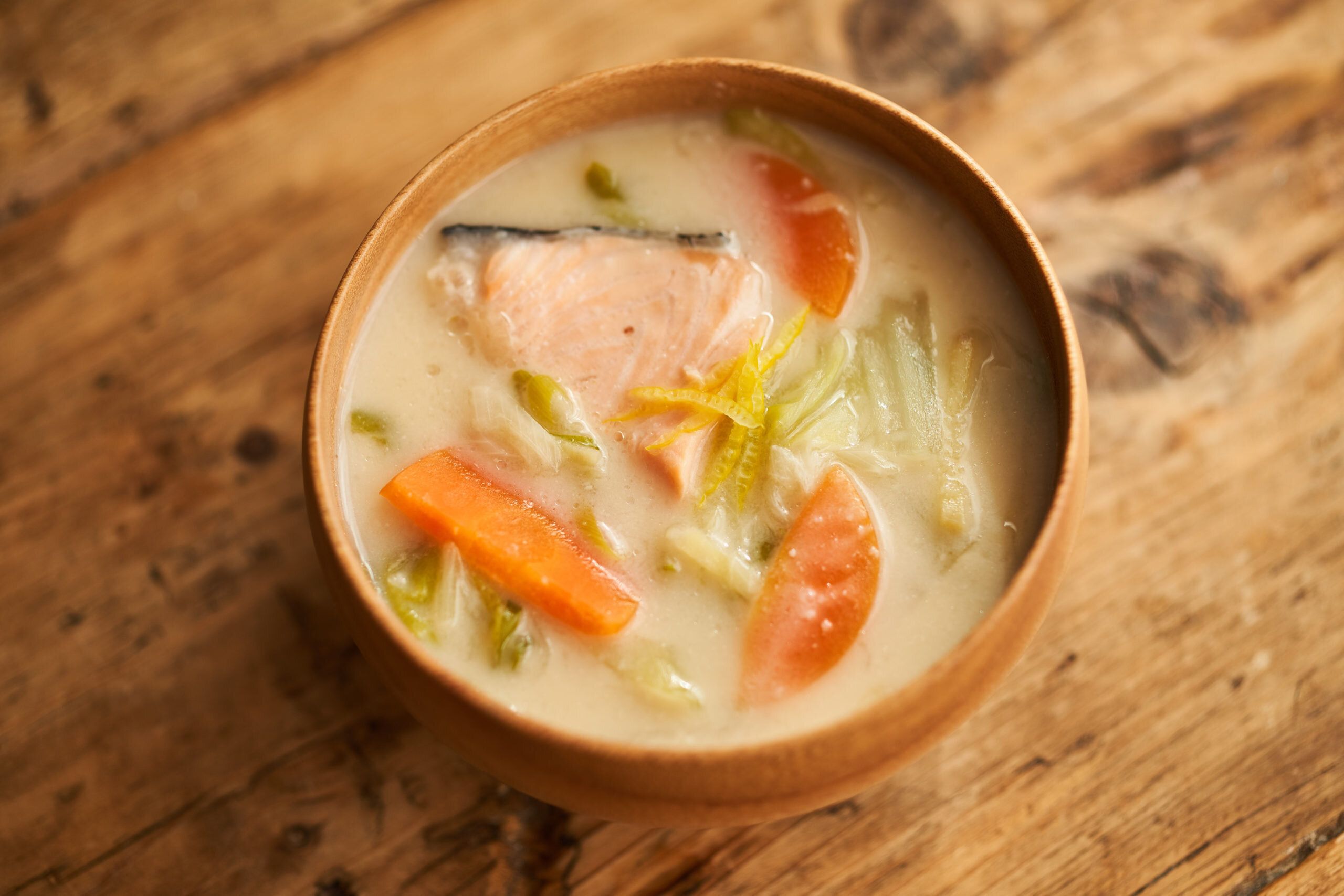 野菜たっぷり鮭のかす汁(粕汁)