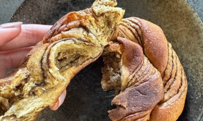 10kgやせ主婦がリピート買い！一食分の栄養がとれるパン「ベースブレッド」は太る？