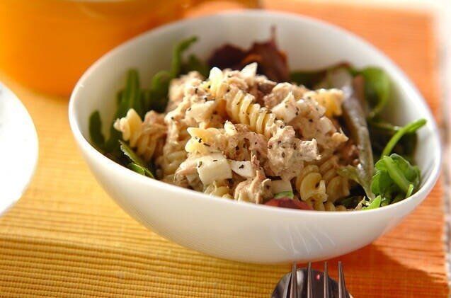 マカロニサラダ