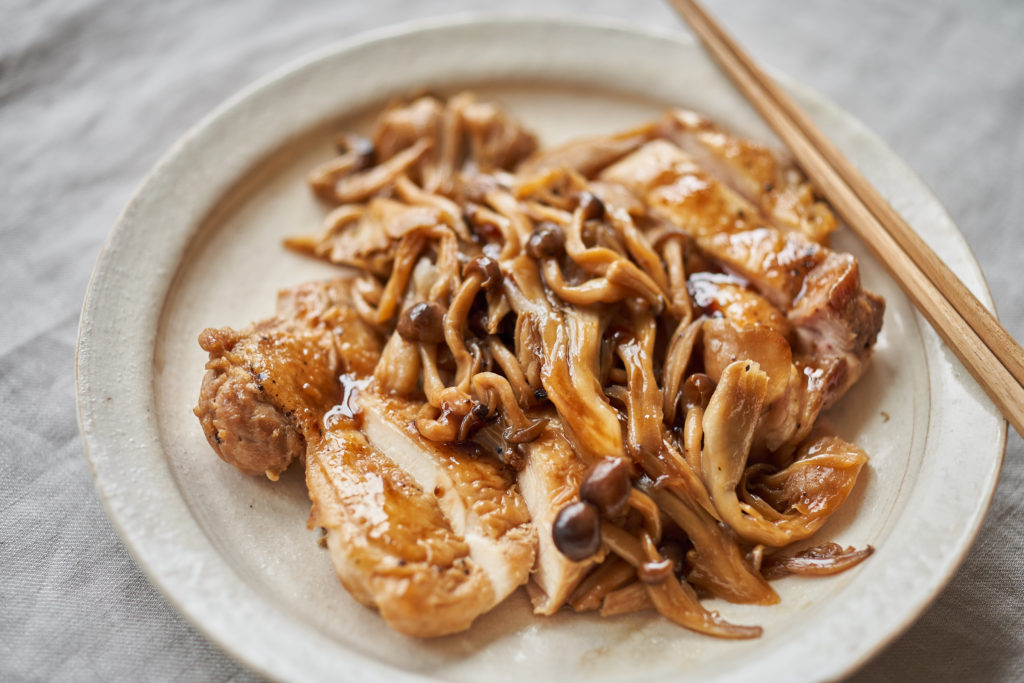 照り焼きチキン たっぷりきのこソース