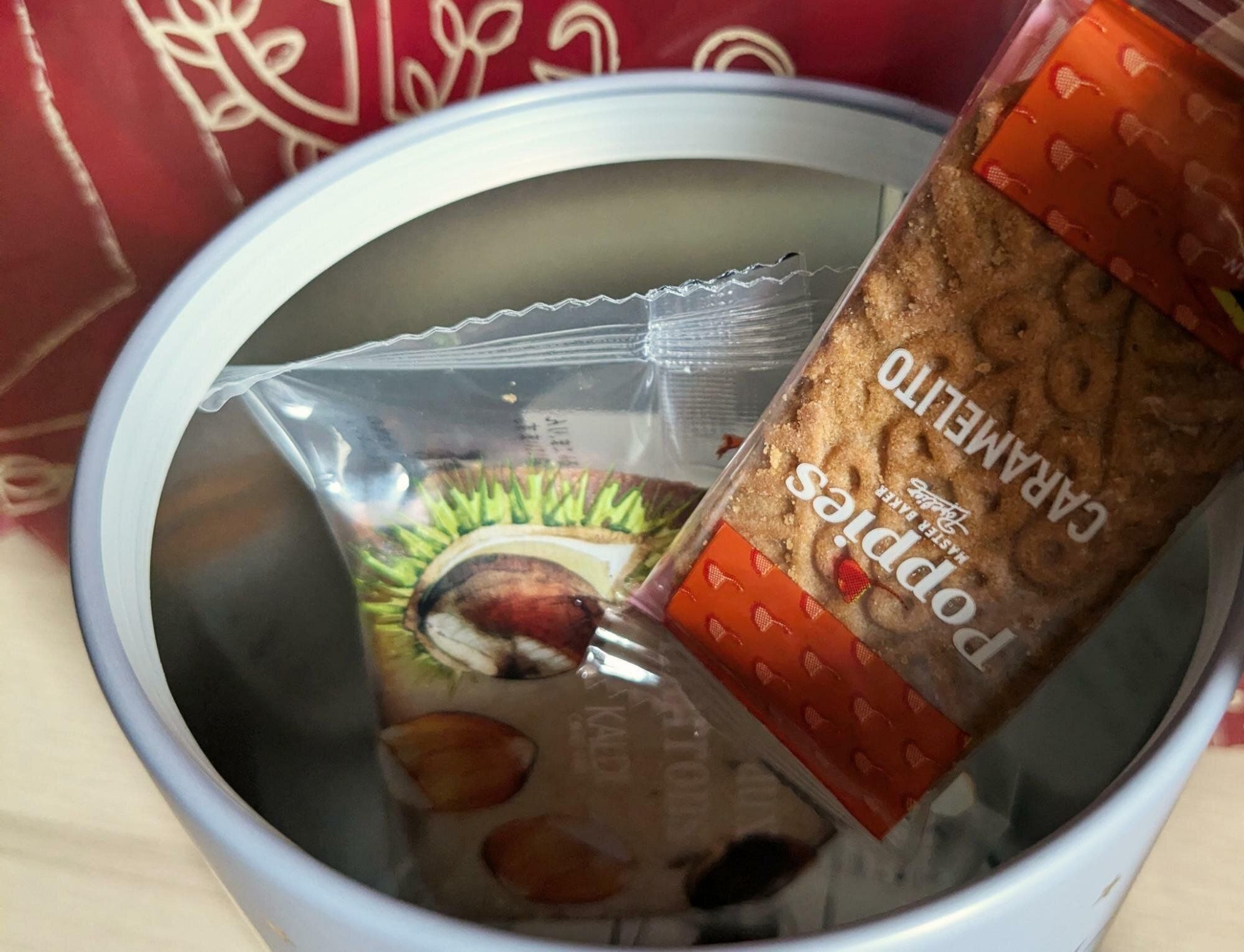 カルディ オリジナル キャニスター缶(ハロウィン柄)