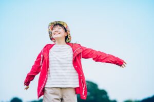 UVカットパーカーのおすすめ10選！効果や選び方は