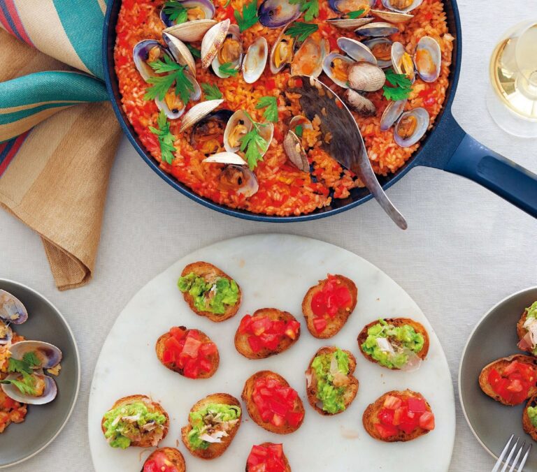 和田明日香さんのカジュアルおもてなしレシピ！絶品フライパンパエリア