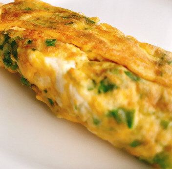 シャキシャキわさび菜の卵焼き