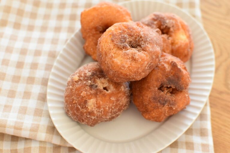 冷蔵庫に豆腐が残ったらぜひつくって！驚くほど簡単で絶品のドーナツレシピ