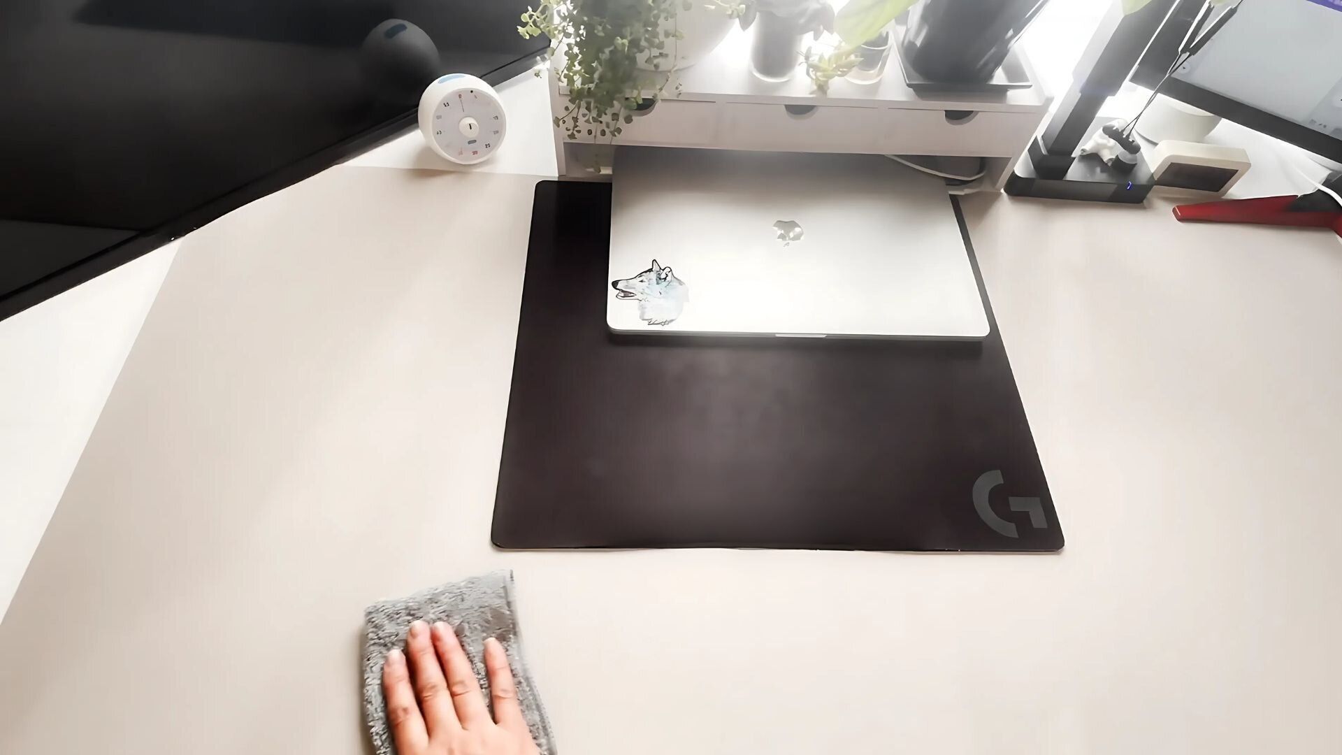 デスク周りを整える