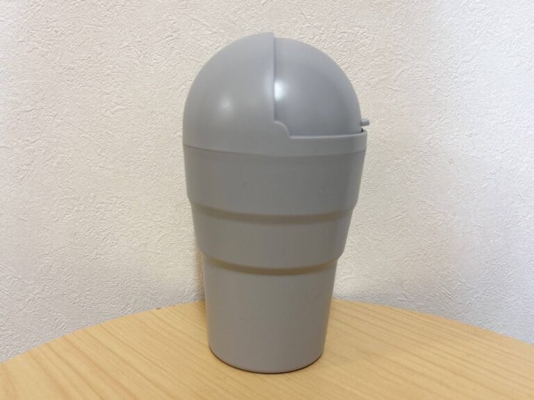 【3COINS】ずっと悩んでいた車内のゴミ問題をおしゃれに解決！邪魔にならないフタ付きダストボックス