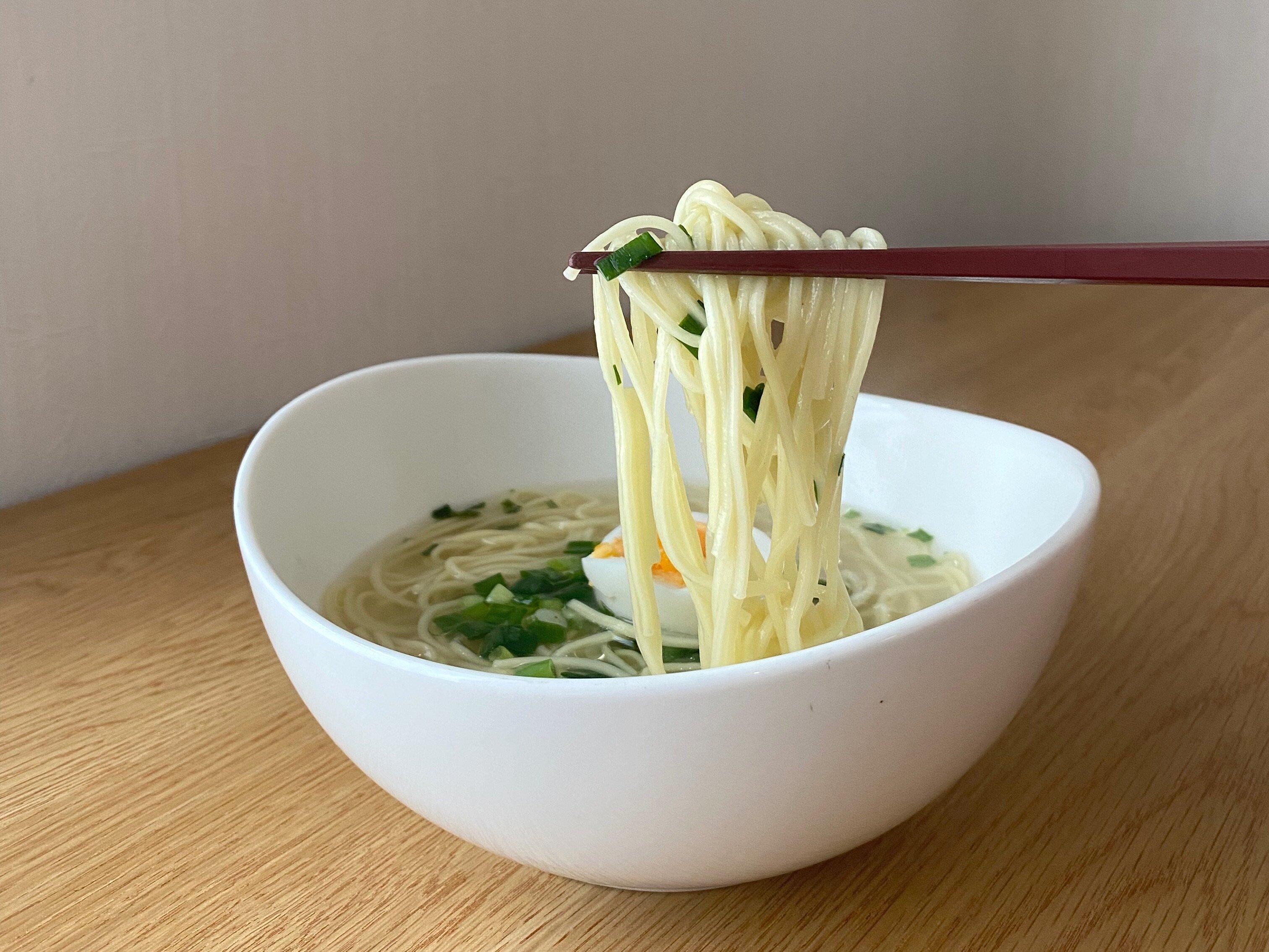 へべす香る鶏塩ラーメン