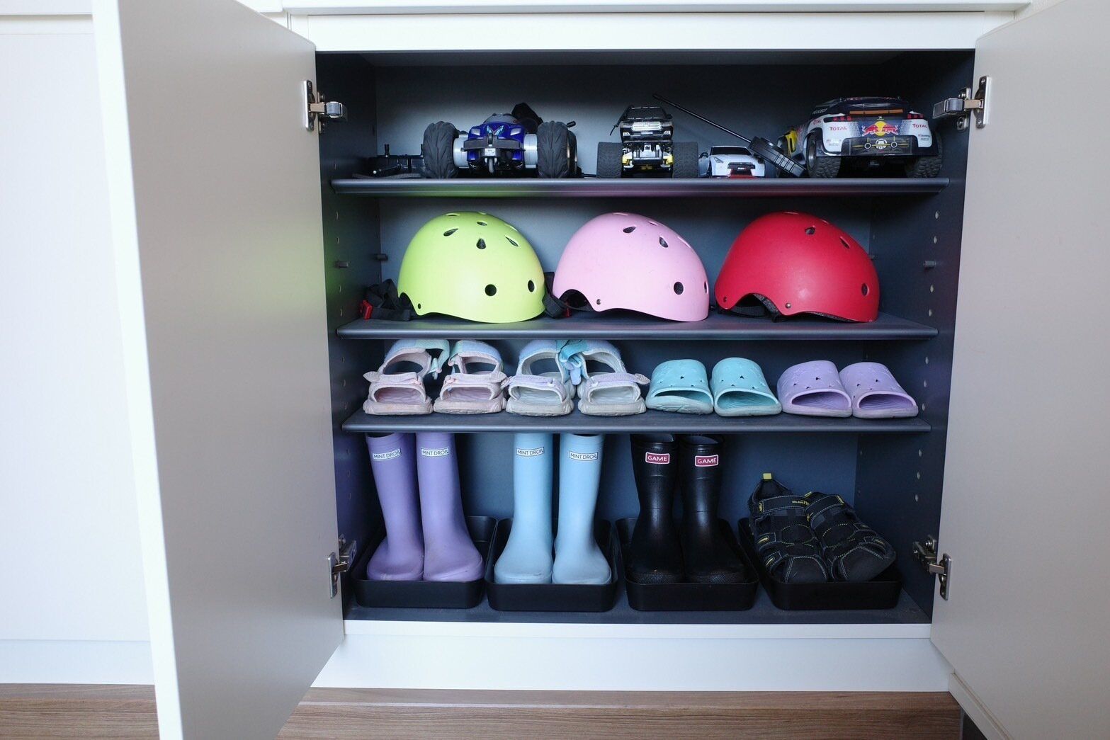 「もう少し玄関が広かったらな！」を叶える、プロが実際にやっている「玄関広見せ」テクニック4選