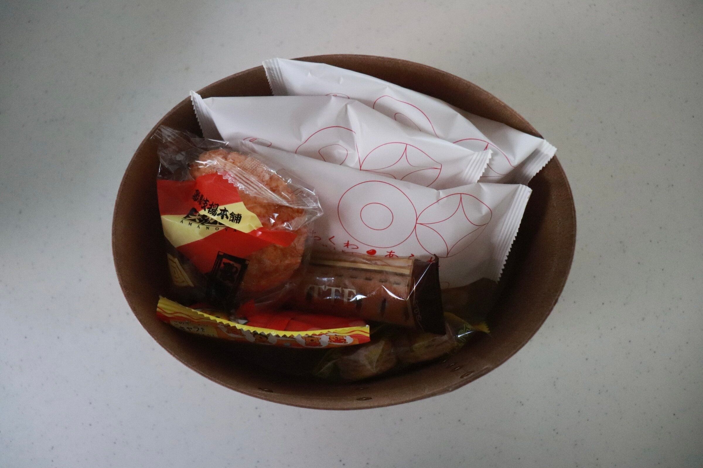 【3COINS】出しっぱなしでOK！収納にもディスプレイにもなるスリコの木製フタ付き収納ボックス