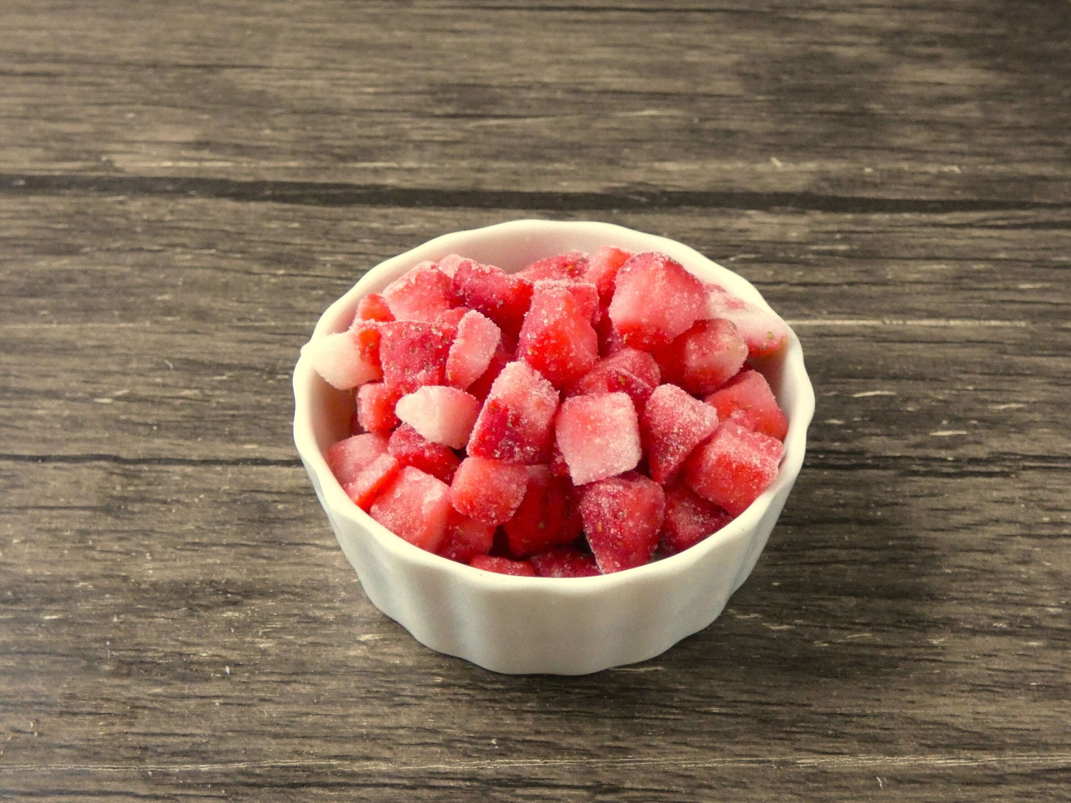 ストロベリーダイスカット