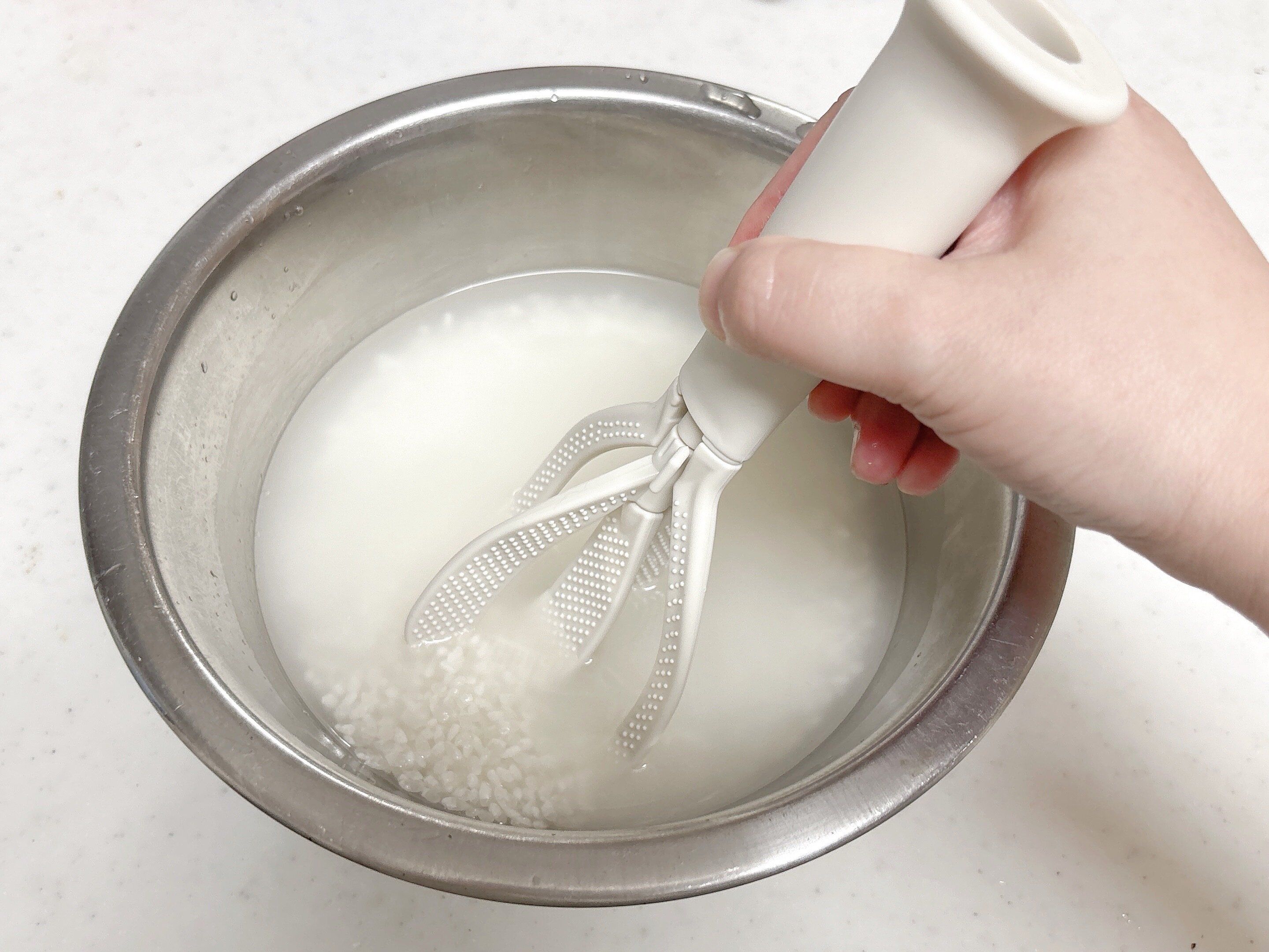 3COINS米とぎしゃもじ