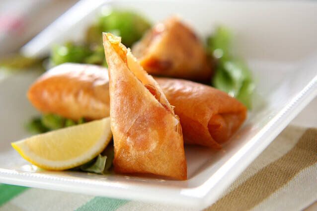 エビチリ春巻き