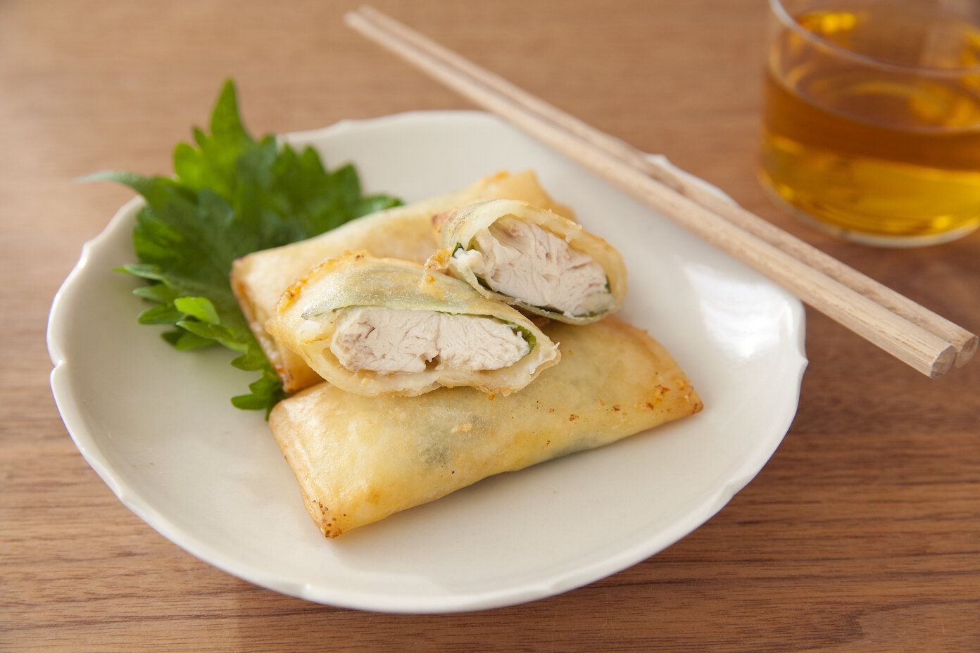 ささみと梅みそチーズの春巻き