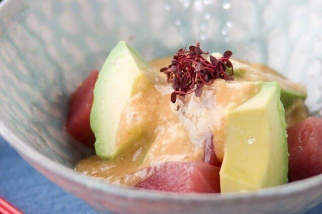 マグロアボカドの山かけ