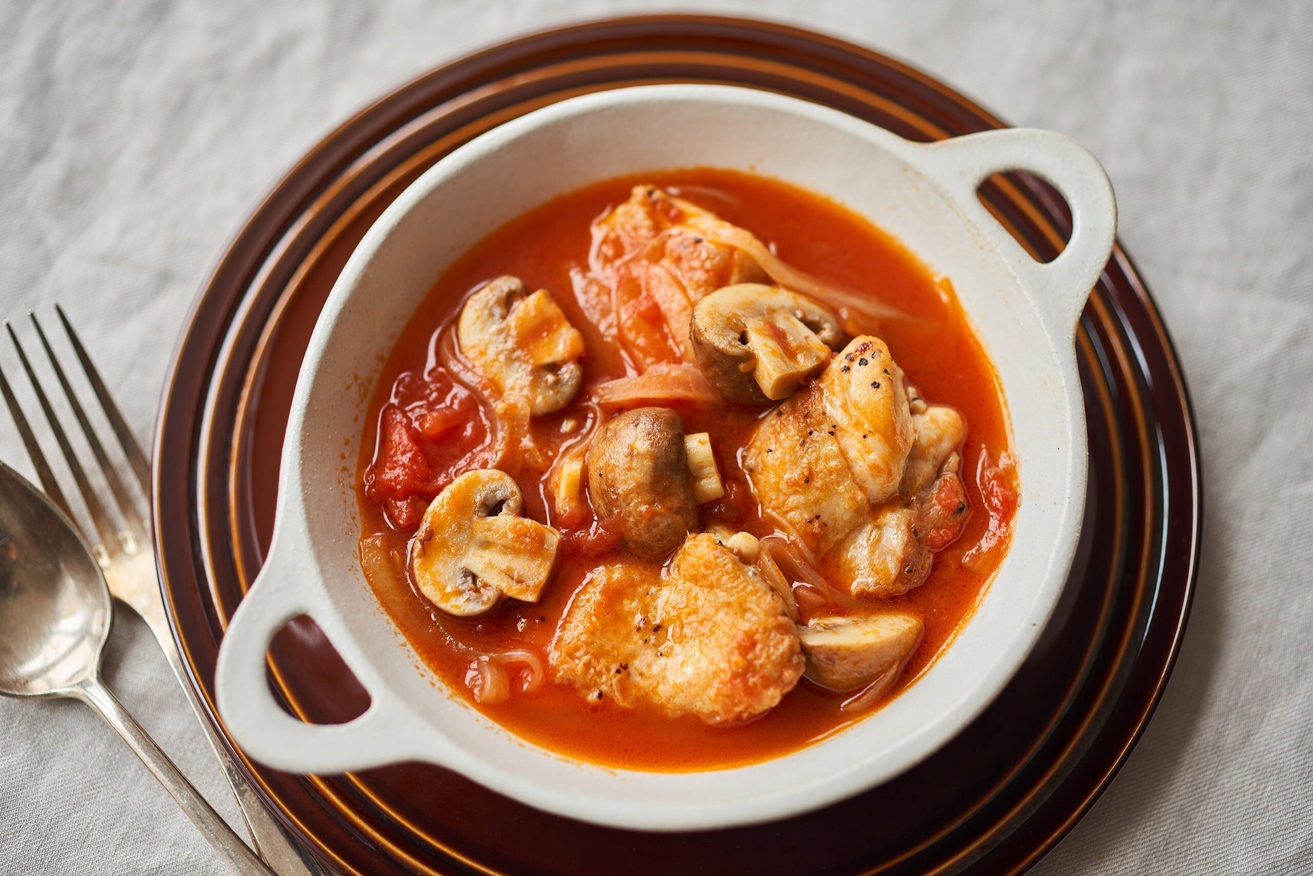 鶏肉とマッシュルームのトマト煮