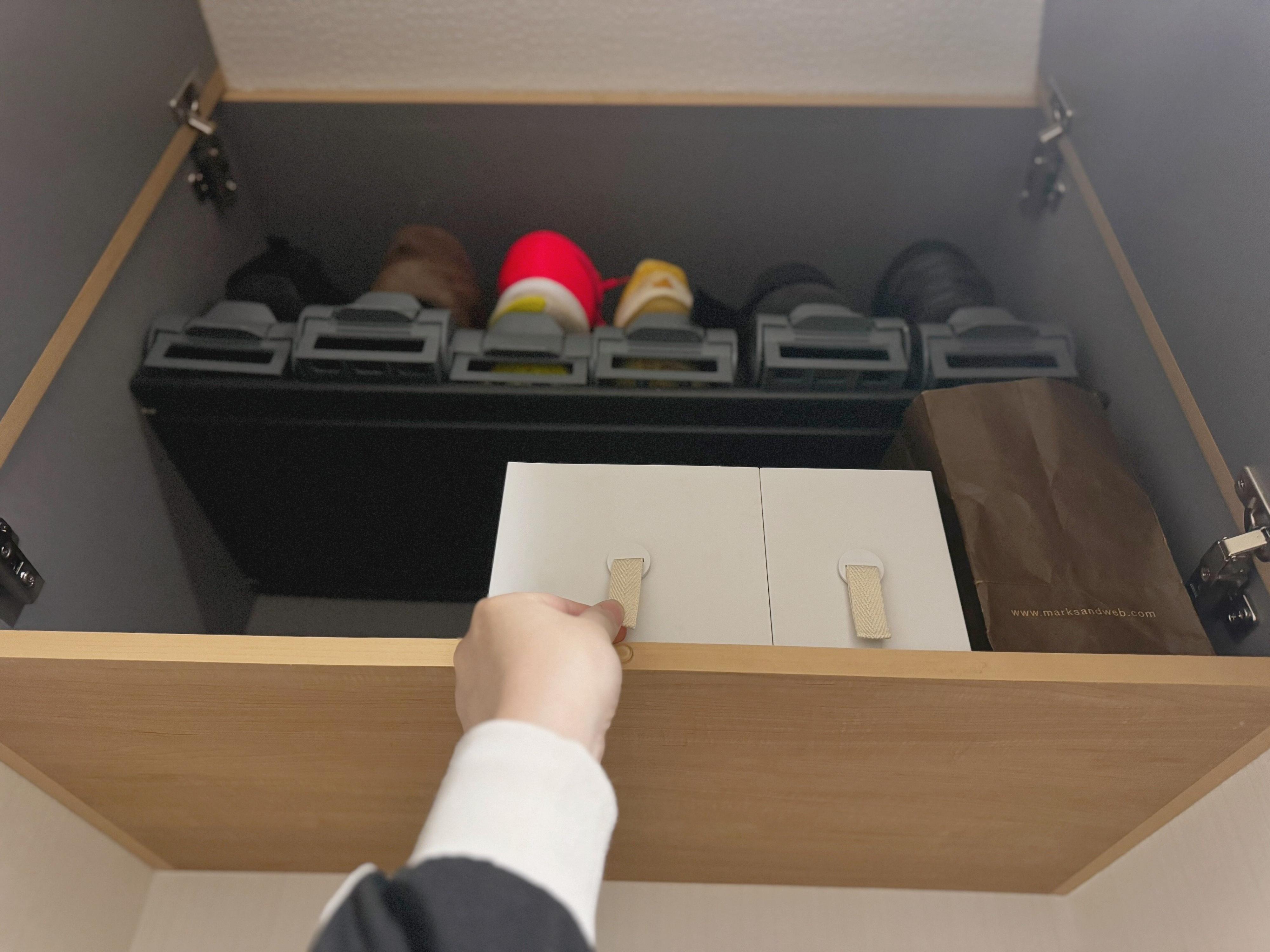 高い場所に置いても取り出しやすい