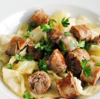 サルシッチャとキャベツのソテー