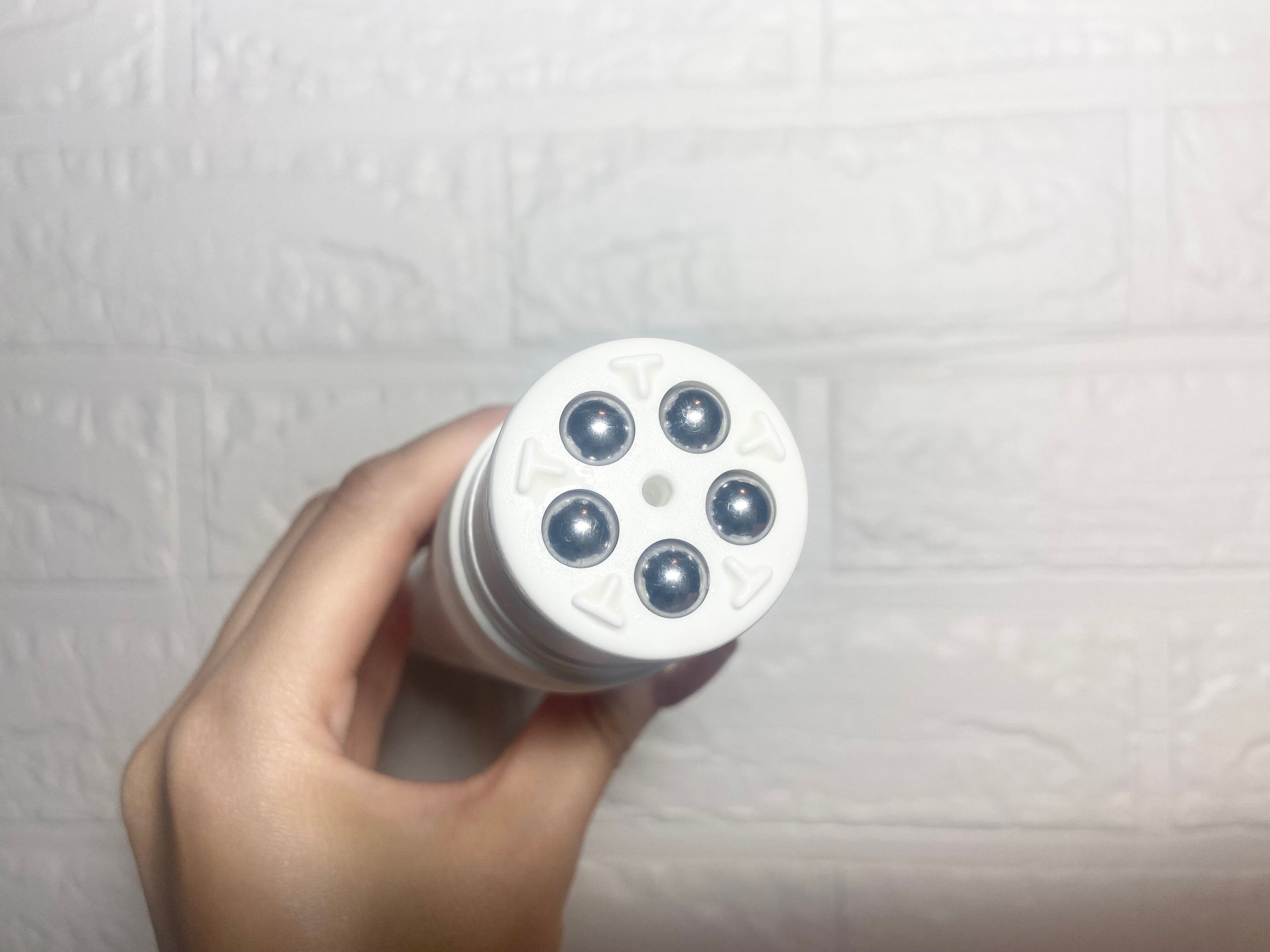 ダイソー ５点ローラー詰め替えチューブ（１２０ｍＬ）