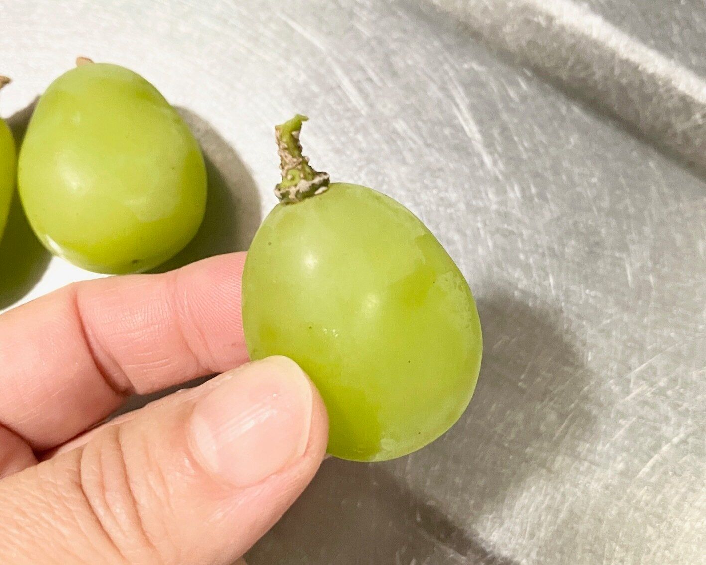 シャインマスカットの粒