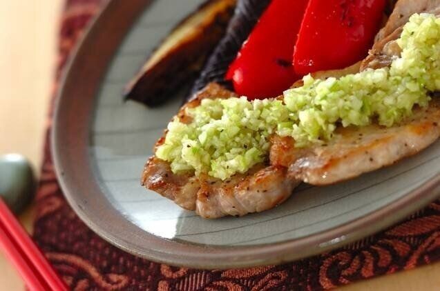 豚肉ロースのネギ塩タレ