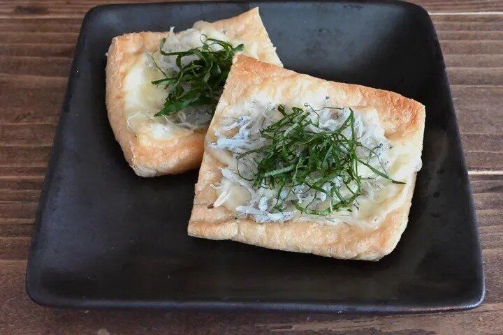 油揚げの和風ピザ